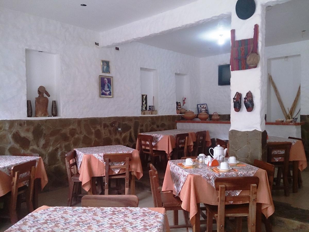 Plaza Pueblo Hotel Vallegrande Dış mekan fotoğraf